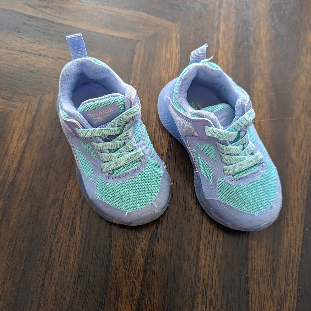 REEBOK -  5T Light Up Sneaker